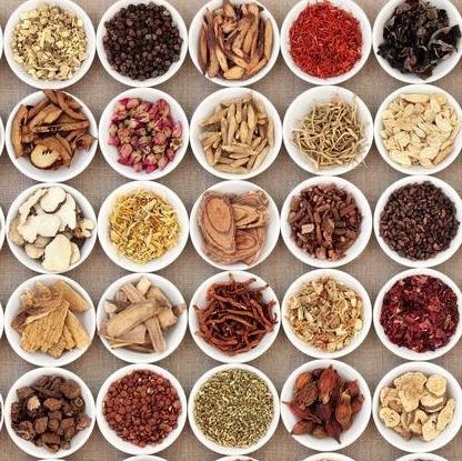 原生中草藥“禽健瘟清散”組方，無(wú)抗養(yǎng)殖高品質(zhì)肉蛋生產(chǎn)效果好